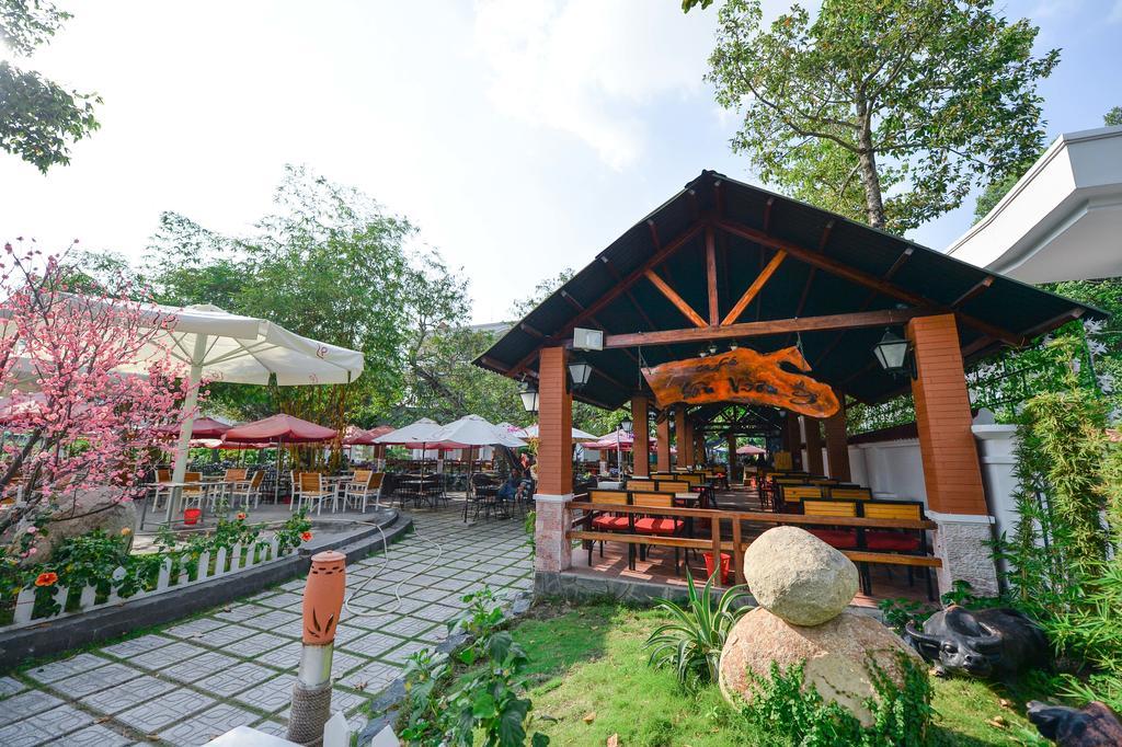Hoa Binh 2 Hotel Long Xuyen Exterior photo
