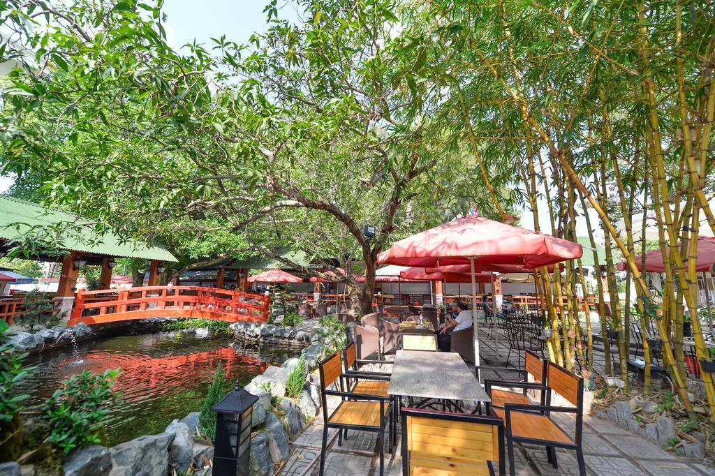Hoa Binh 2 Hotel Long Xuyen Exterior photo
