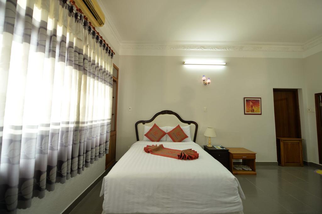 Hoa Binh 2 Hotel Long Xuyen Exterior photo