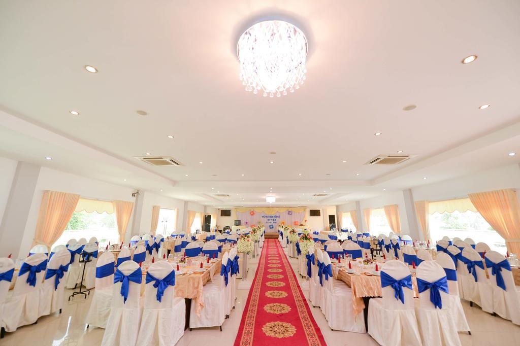 Hoa Binh 2 Hotel Long Xuyen Exterior photo